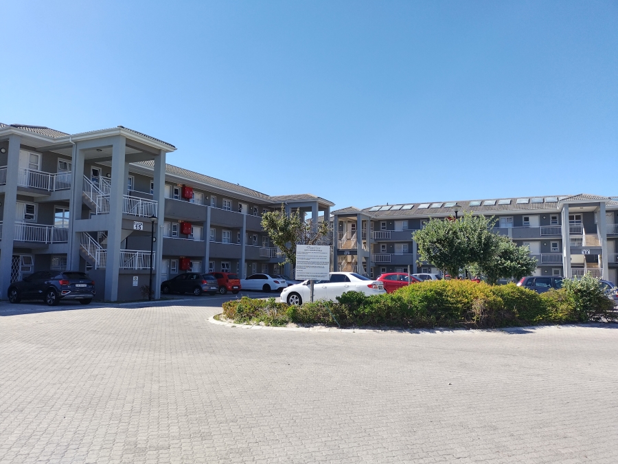 2 Bedroom Property for Sale in Muizenberg Western Cape